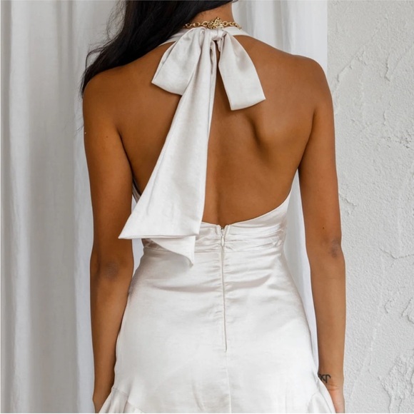 Selfie Leslie Halter Mini Dress - Picture 3 of 5